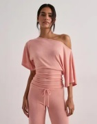 Nelly - Oranssi - My Chill Shoulder Top