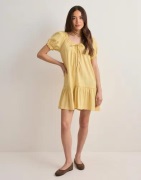 Only - Keltainen - Onlgoa Ss Linen Short Dress Cc Pnt