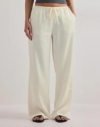 Gina Tricot - Valkoinen - Drawstring Satin Trousers