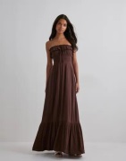 Nelly - Ruskea - Summer Breeze Dress