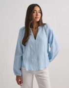 Vero Moda - Sininen - Vmnatali Ls Emb Top Wvn Noos