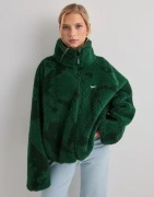Nike - Vihreä - W Nsw Street Aop Sherpa