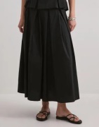 Vero Moda - Musta - Vmfriba Hw 7/8 Skirt Wvn