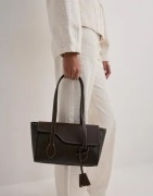 ATP ATELIER - Ruskea - Eira Contrast Stitch Grained Calf Bag